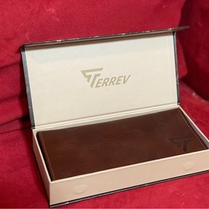 Terrev Burgundy Leather Wallet